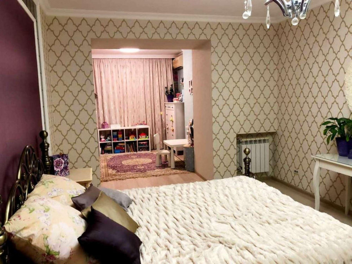 3-комн квартира Народный бульвар, 34