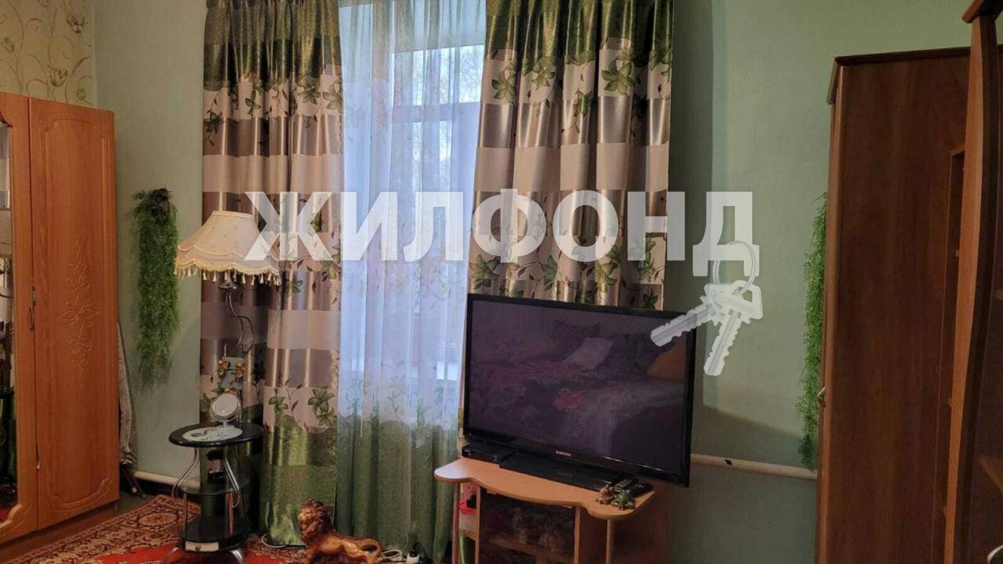 Купить квартиру за 2 400 000 рублей на Железнодорожная улица, д.8