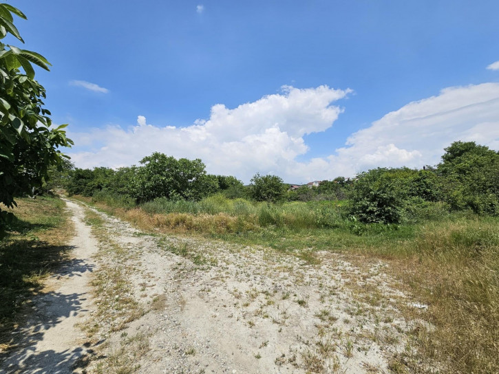 Земельный участок село Варваровка
