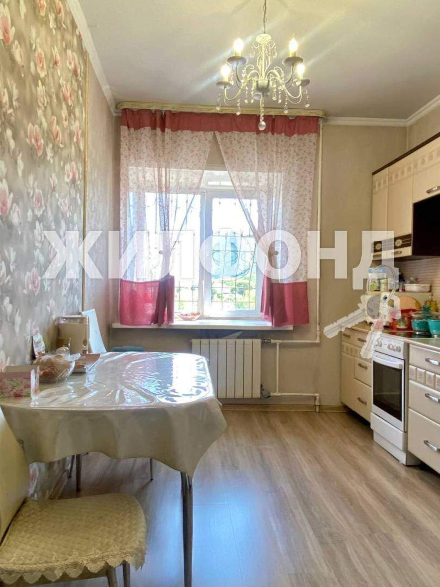 Купить квартиру за 9 550 000 рублей на Калинина улица, д.2а