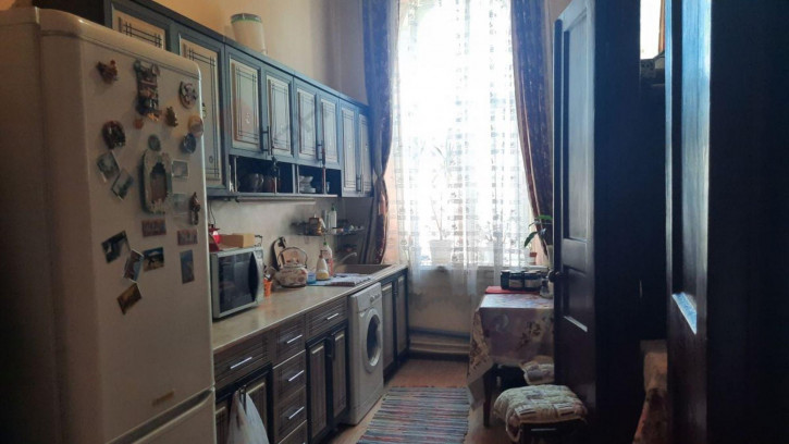 3-комн квартира Коммунаров ул, 174