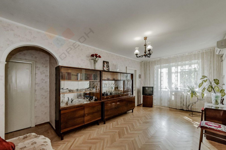 3-комн квартира Старокубанская ул, 109