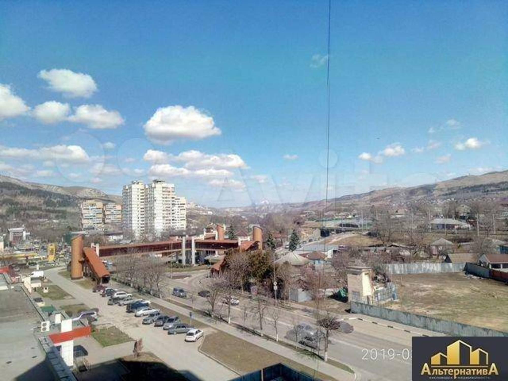 Купить квартиру за 10 550 000 рублей на Победы пр-т.