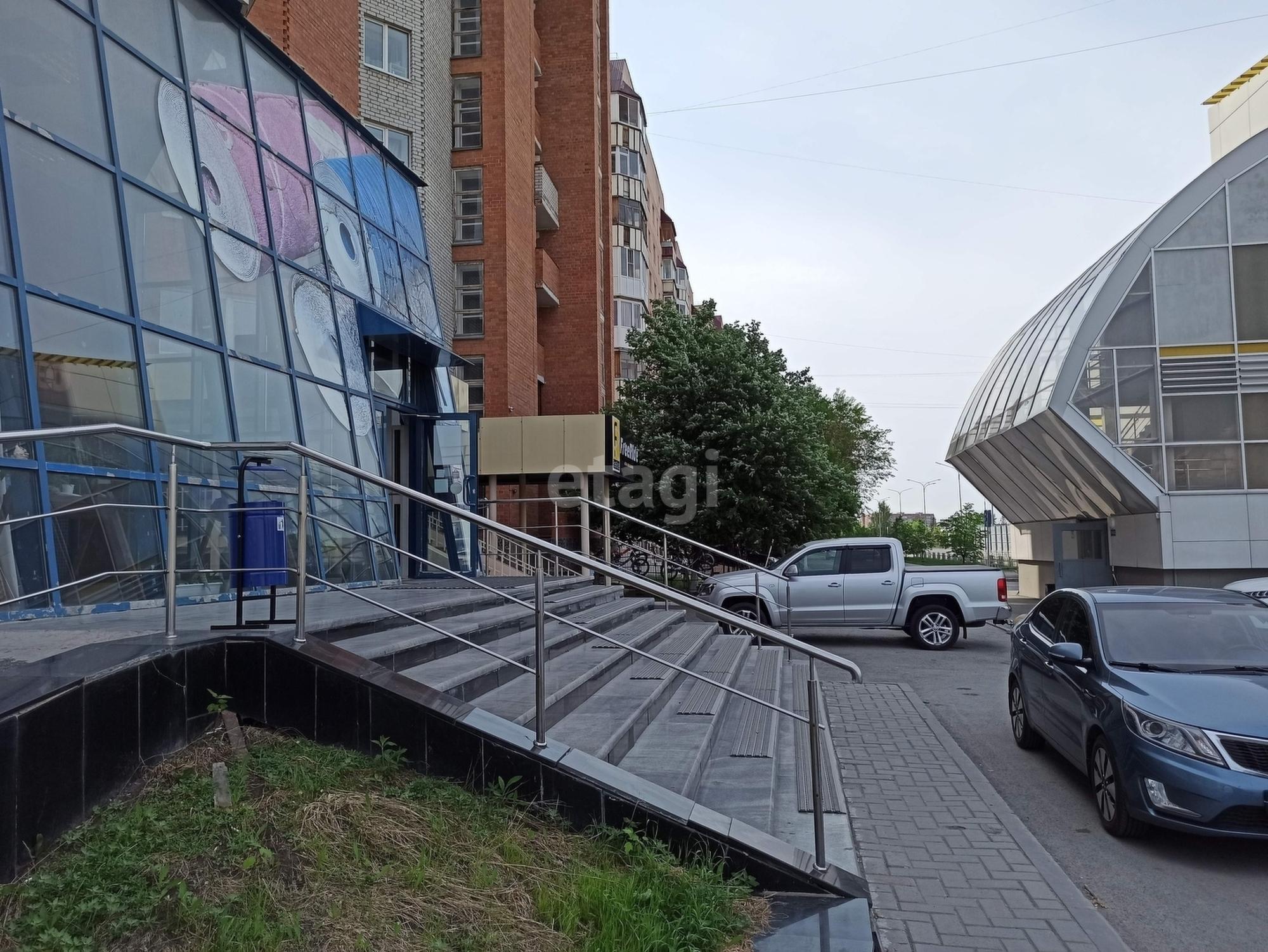 Сдать офис, помещение под офис за 704 000 рублей на Николая Чаплина 130/1