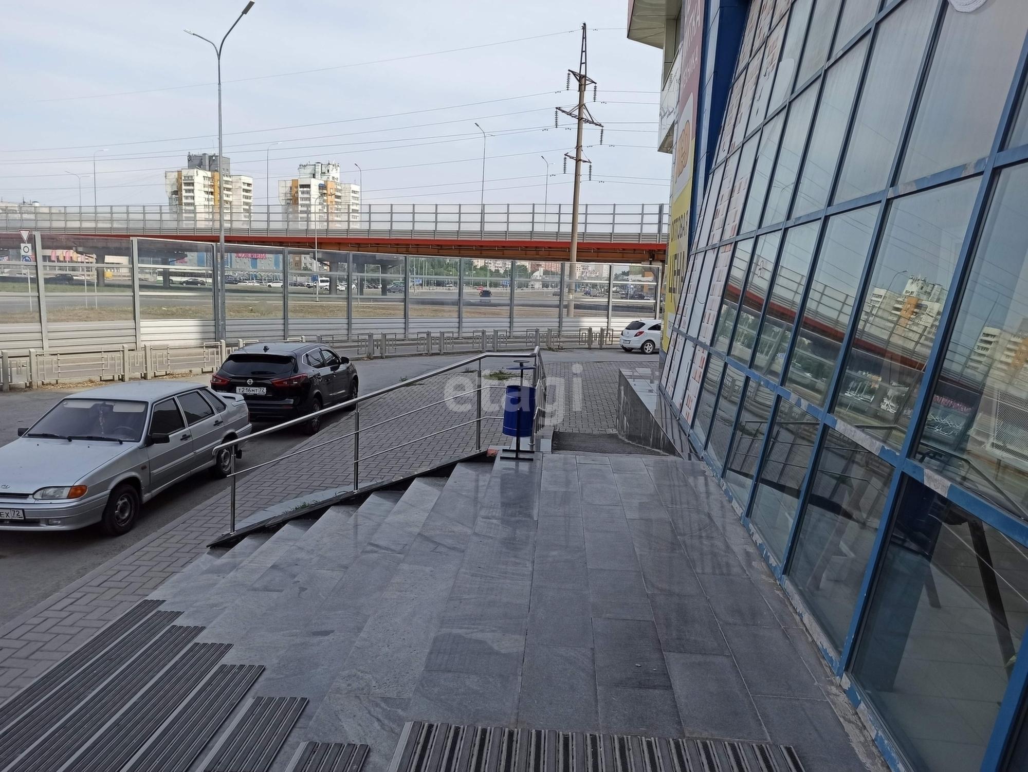 Сдать офис, помещение под офис за 704 000 рублей на Николая Чаплина 130/1