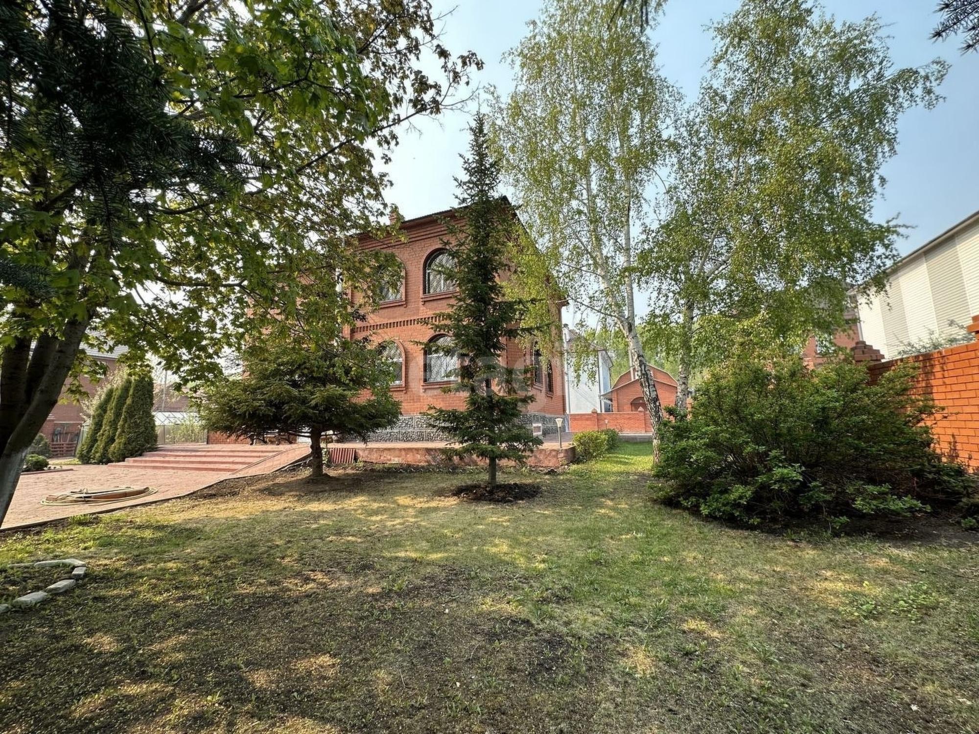 Купить дачу, дом, коттедж за 24 500 000 рублей на Энтузиастов, 8