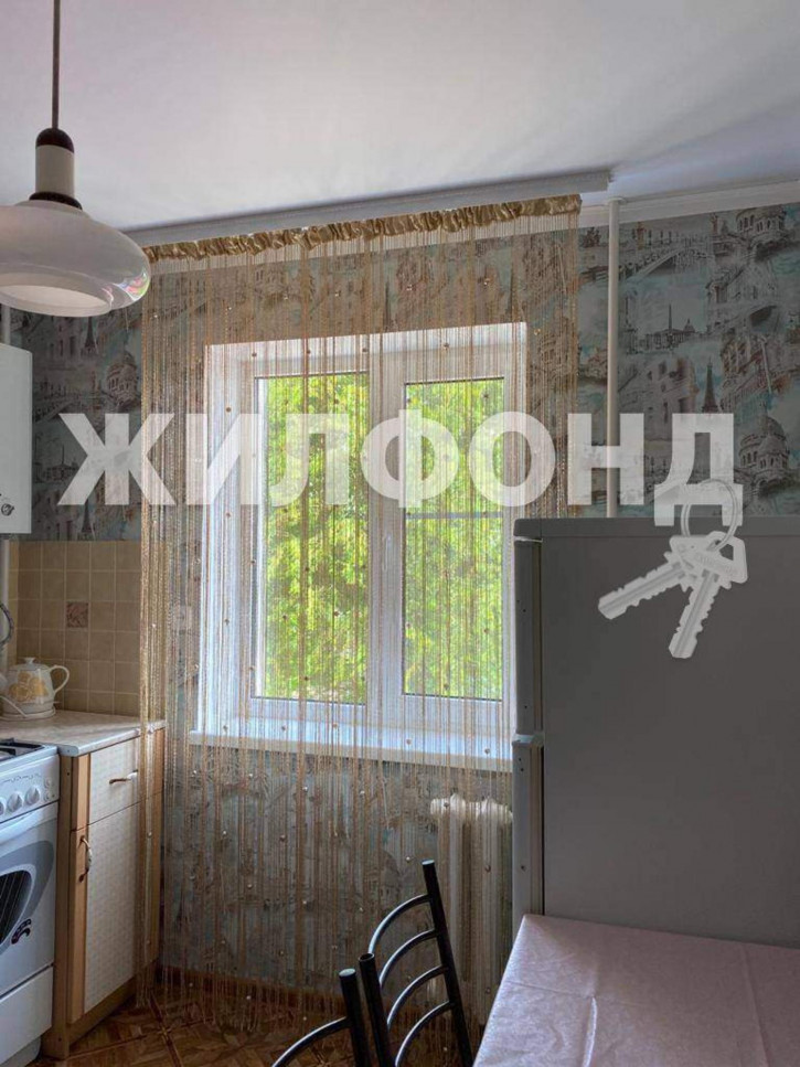 3-комн квартира Бойко улица, д.106