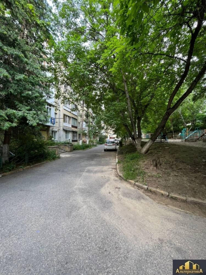 2-комн квартира Широкая ул.