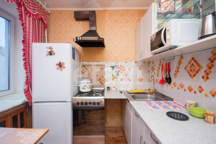 2-комн квартира Урицкого, 44
