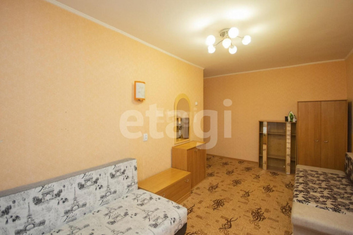 2-комн квартира Урицкого, 44