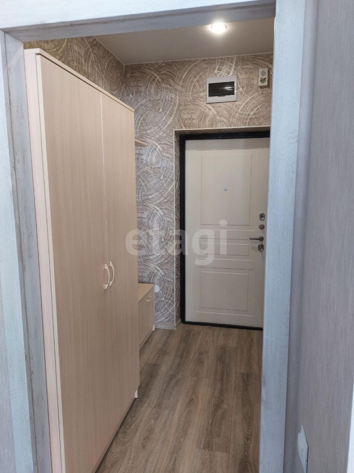 Студия Сергея Джанбровского, 3