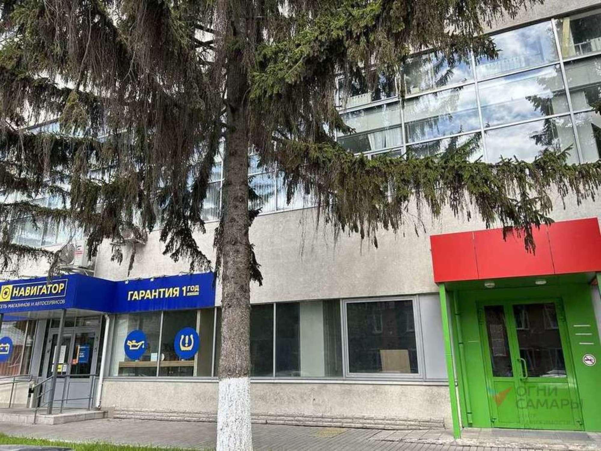 Сдать торговое помещение за 132 000 рублей на Мирная улица, 162