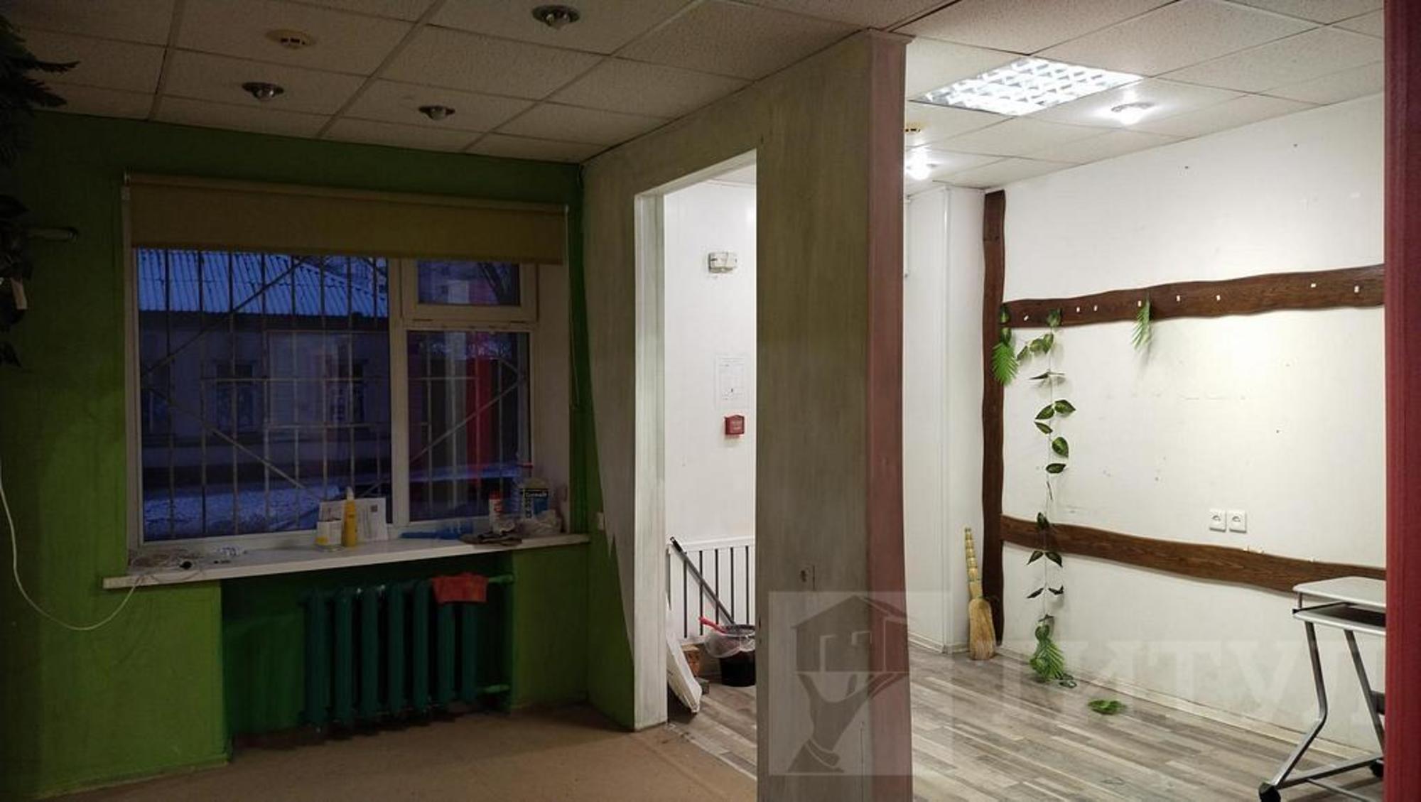Купить офис, помещение под офис за 6 900 000 рублей на Комс. пл., Ивановского Комсомольская