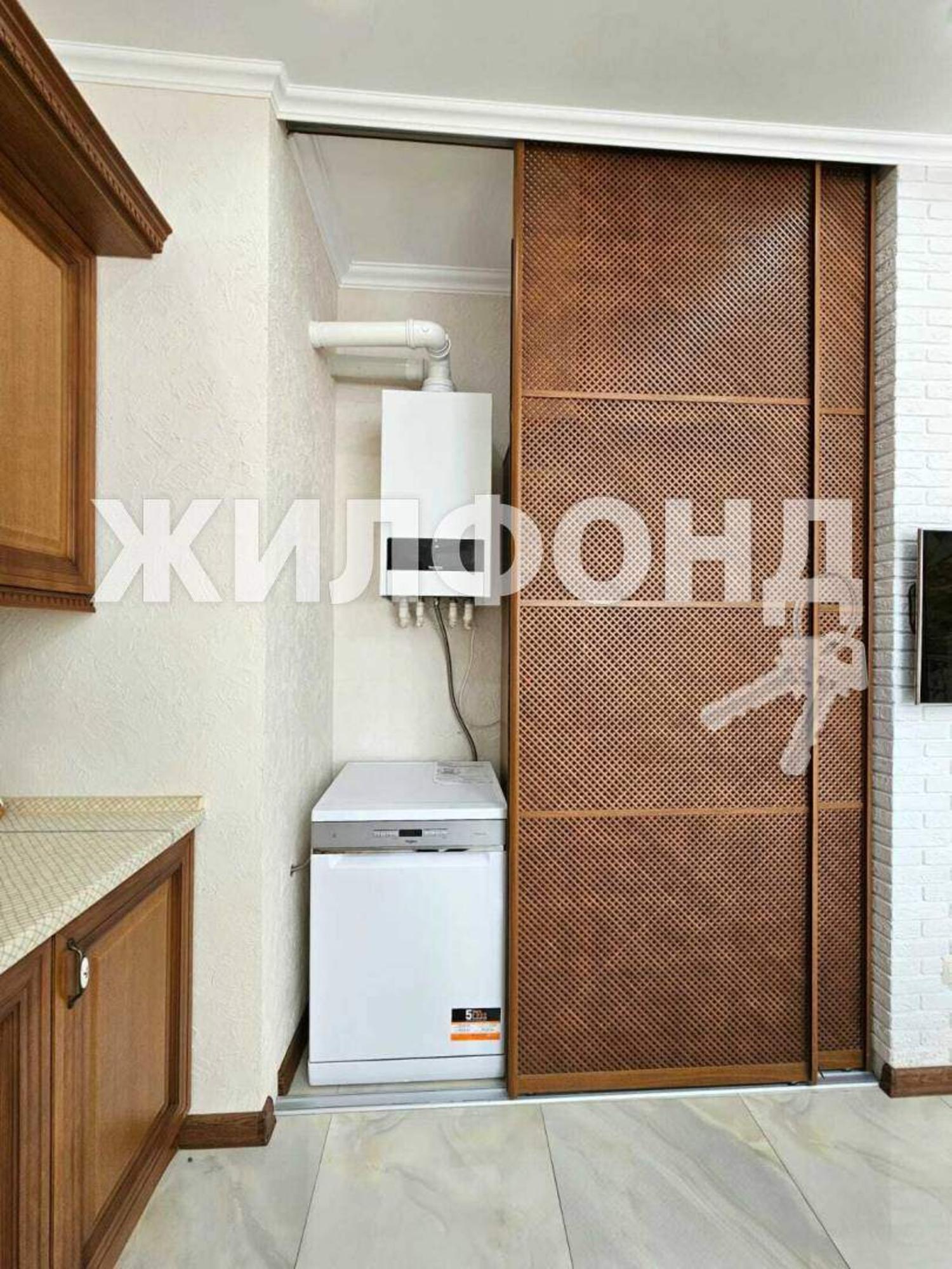 Купить квартиру за 25 500 000 рублей на Лазурная улица, д.10