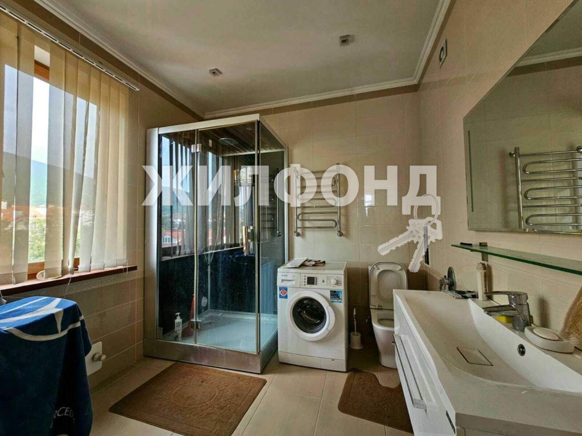 Купить квартиру за 30 000 000 рублей на Радужная улица, д.10