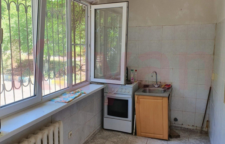 3-комн квартира Куникова ул.