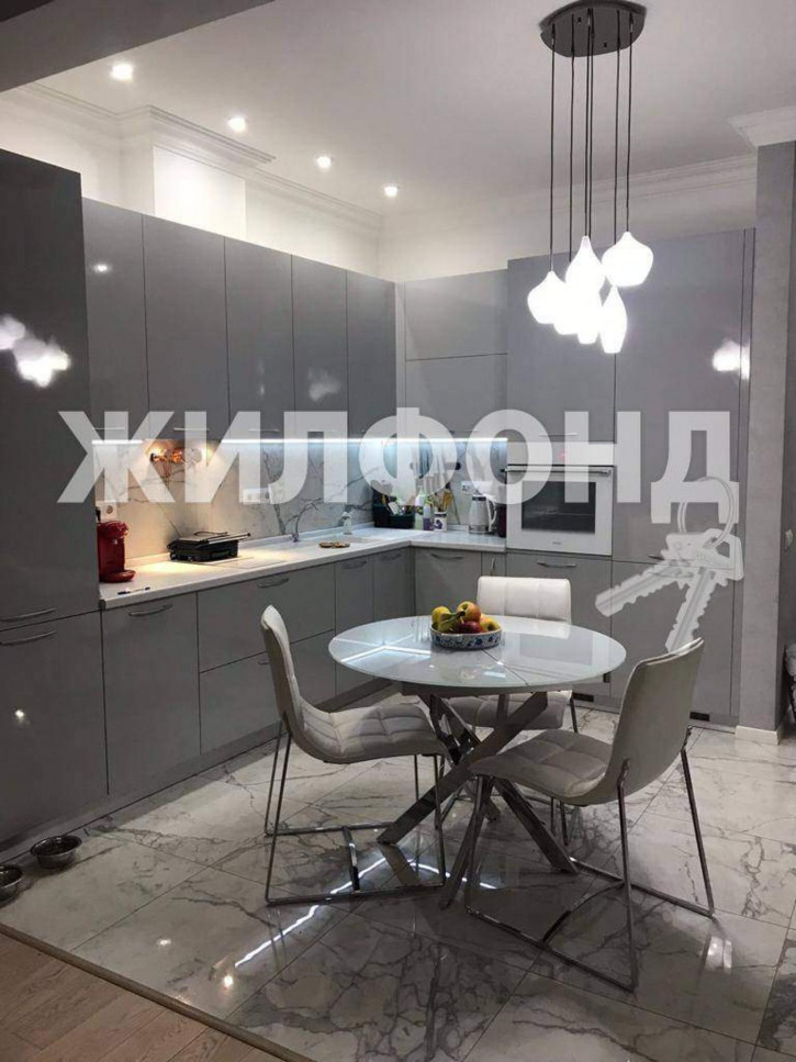 2-комн квартира Крымская улица, д.3к1