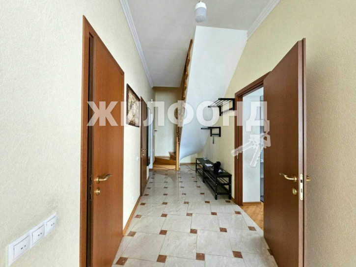 5-комн квартира Геленджикский проспект, д.127