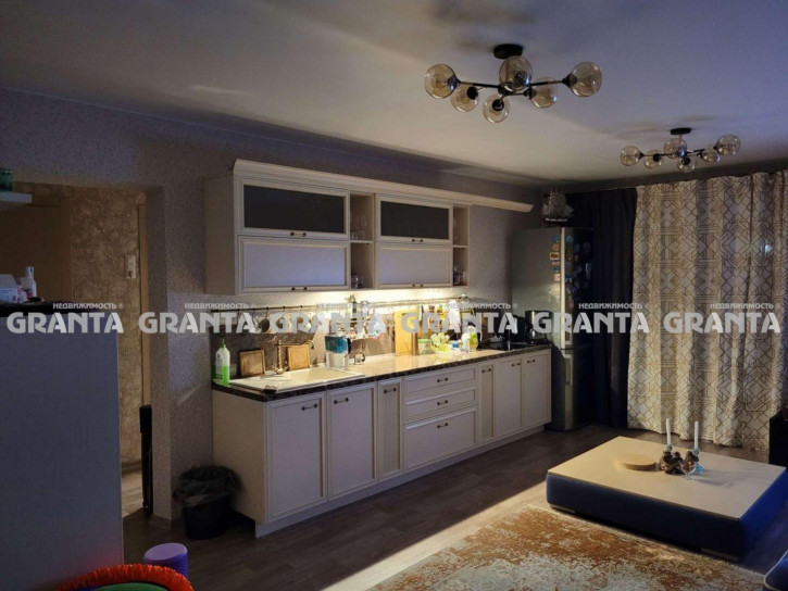 2-комн квартира ул Е.Стасовой, 48Е