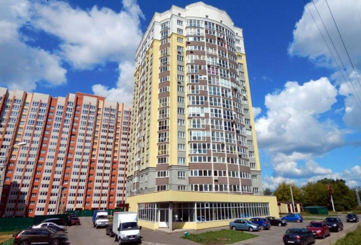 2-комн квартира Горького ул, 133А