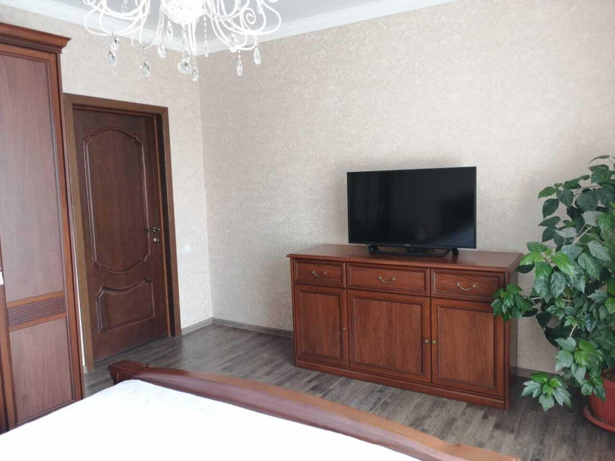 Купить дачу, дом, коттедж за 19 000 000 рублей на Тихая улица