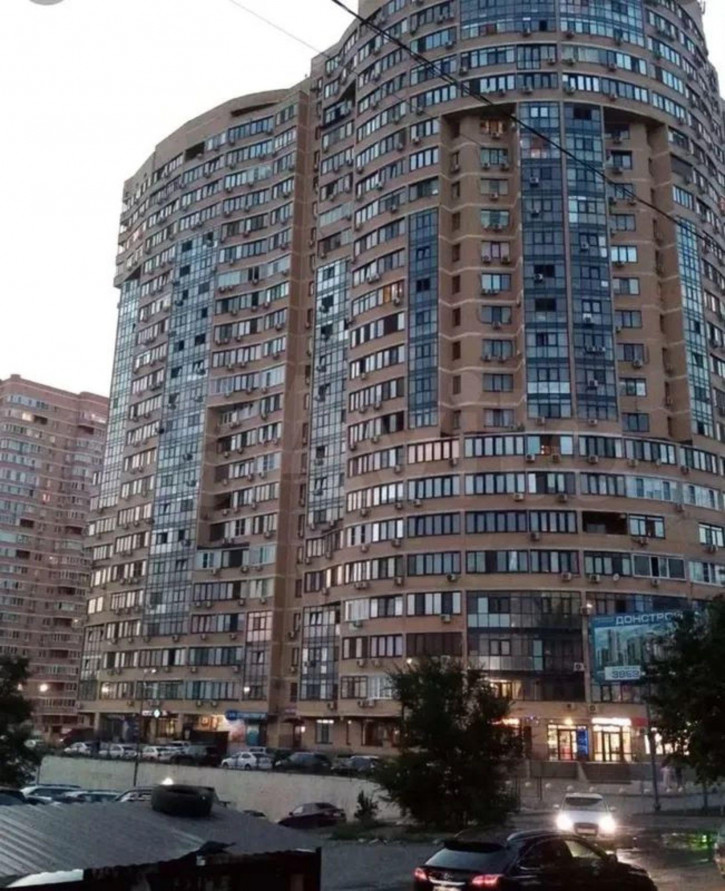 3-комн квартира в новом доме ул. Пацаева, 16 к.1