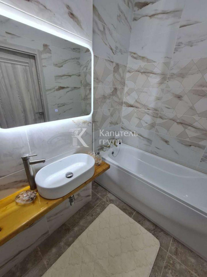 3-комн квартира улица Александра Федоровича, 6