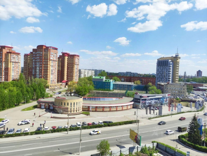 2-комн квартира ул Маршала Жукова, 154/1
