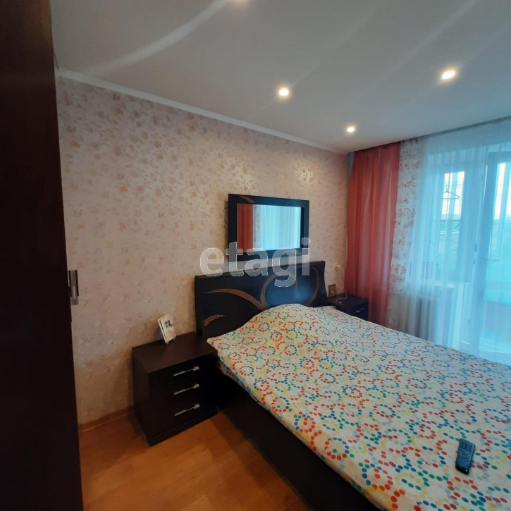 4-комн квартира Мишкольцская улица, 8
