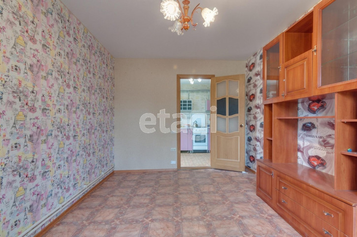 3-комн квартира улица Рубцова, 12