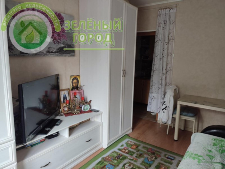 2-комн квартира Заводская, 3
