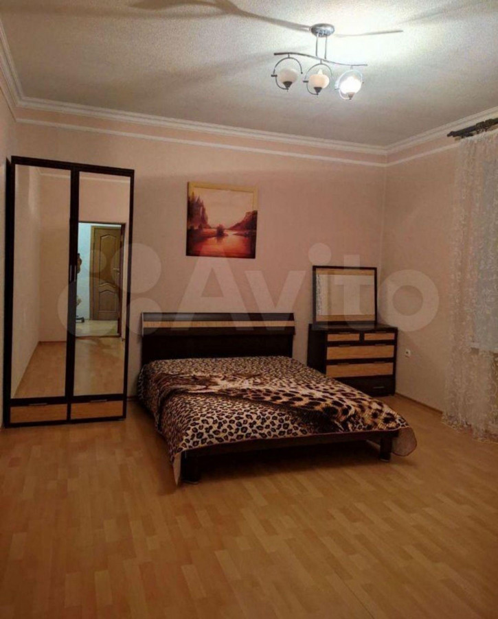 1-комн квартира Горького ул