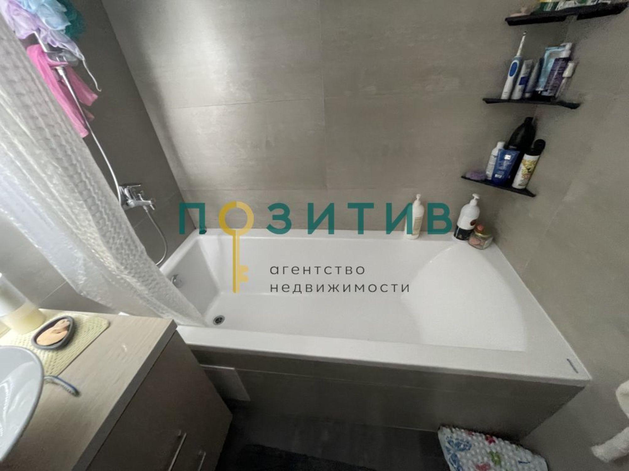Купить квартиру за 7 300 000 рублей на Нежнова ул, 21к3