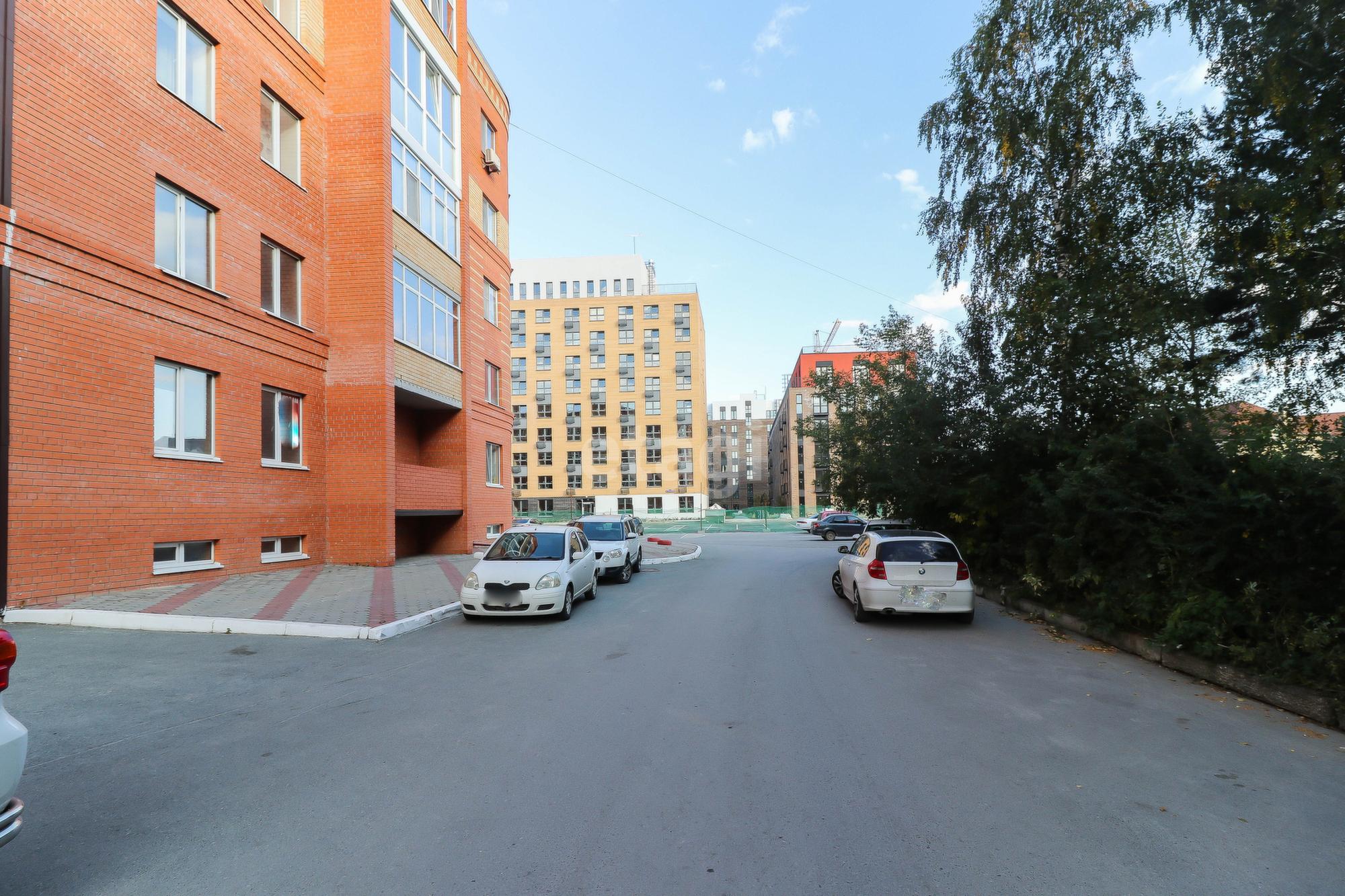 Купить квартиру за 14 500 000 рублей на Академический пр., 9
