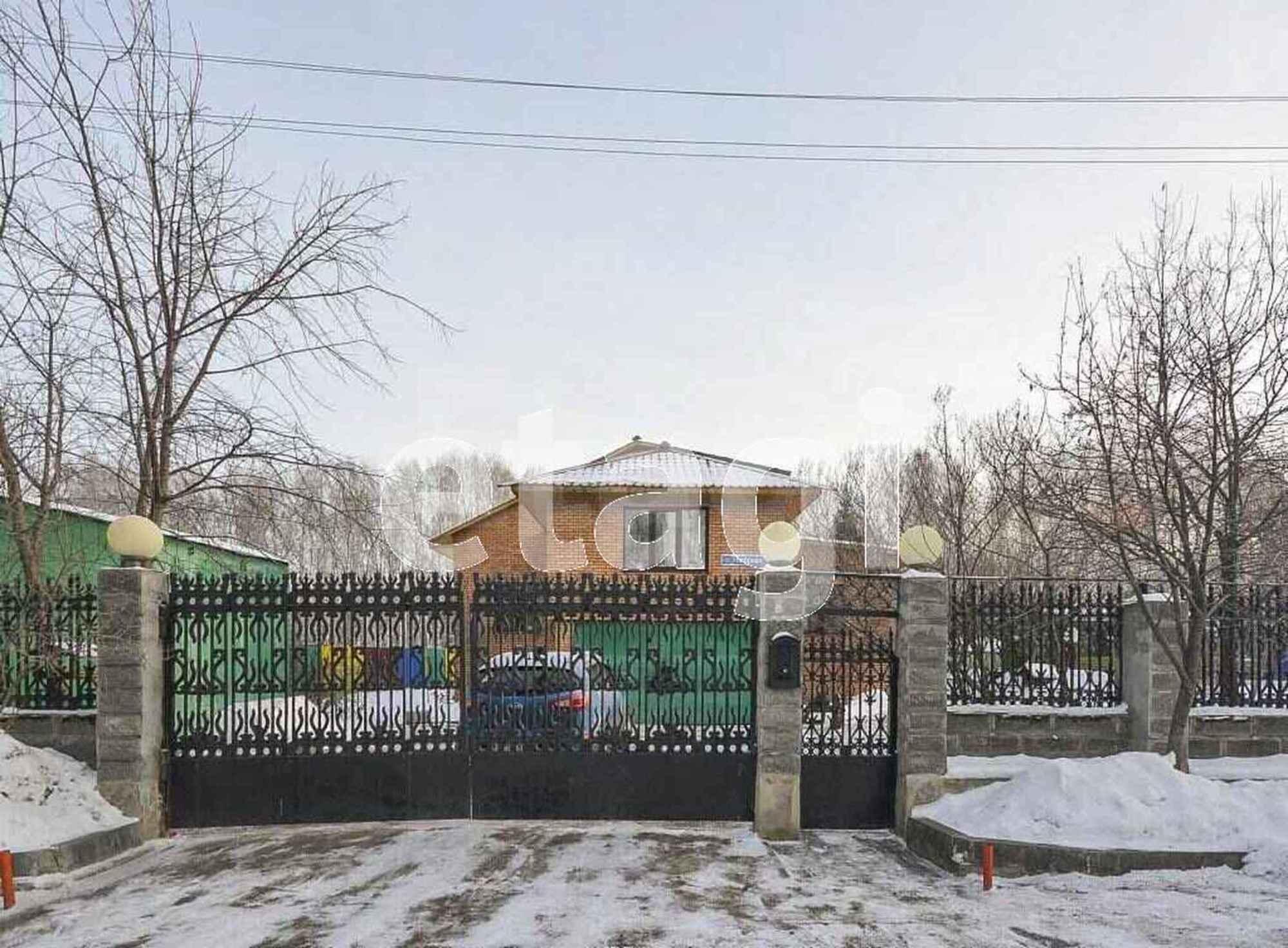 Купить дачу, дом, коттедж за 10 000 000 рублей на Нагорная, 7