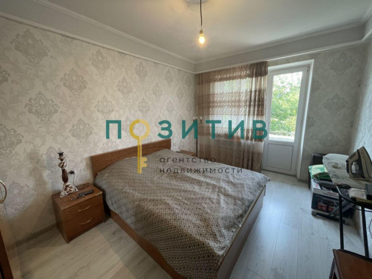 2-комн квартира Восстания ул, 98