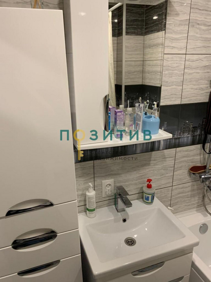1-комн квартира Булгакова ул, 21
