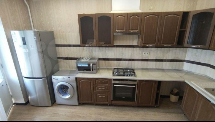 2-комн квартира Нежнова ул, 51/1