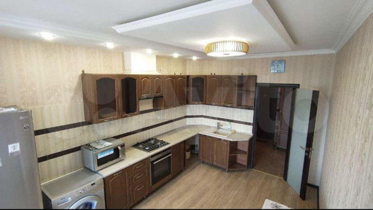 2-комн квартира Нежнова ул, 51/1