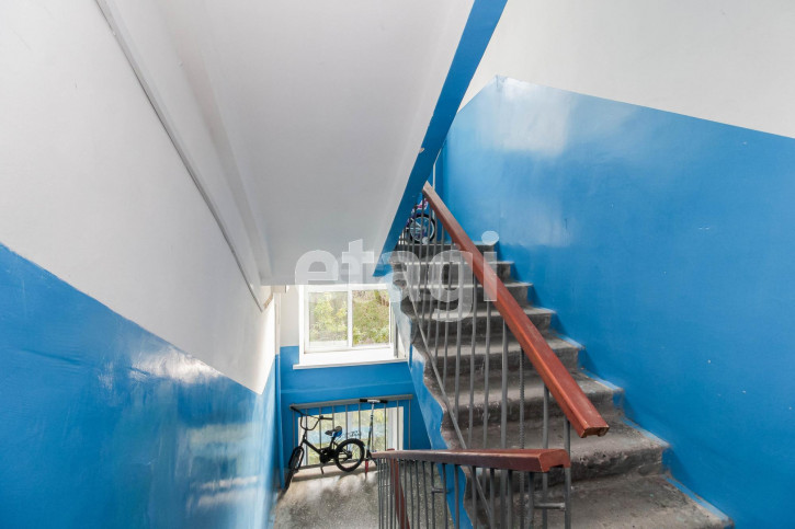 3-комн квартира Рижская, 64