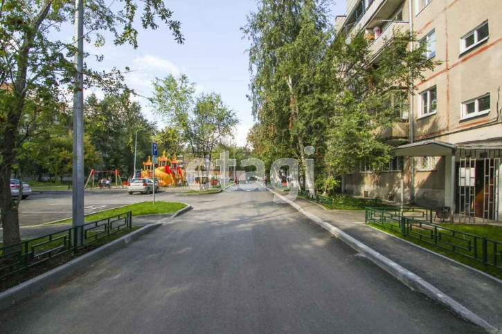 1-комн квартира Ветеранов труда, 3