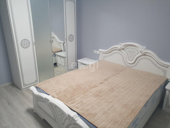 1-комн квартира Велижанская, 70
