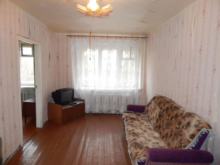 4-комн квартира Школьная улица, 17