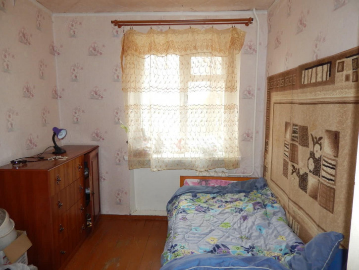 4-комн квартира Школьная улица, 17