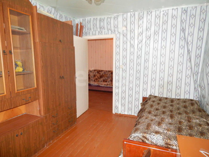 4-комн квартира Школьная улица, 17