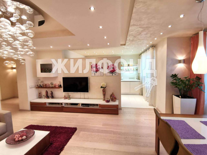 3-комн квартира Гоголя улица, д.38