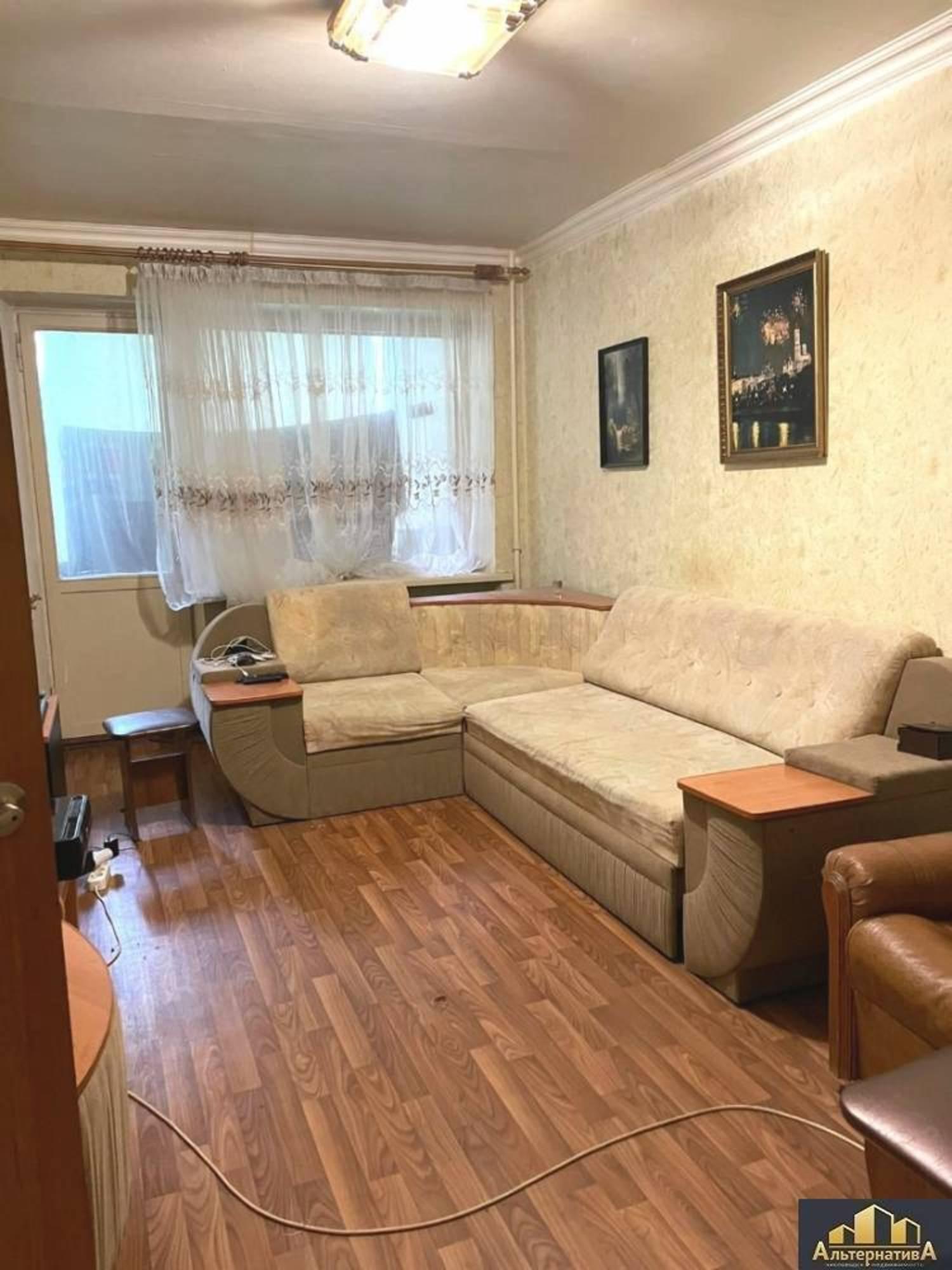 Купить квартиру за 10 300 000 рублей на Островского ул.