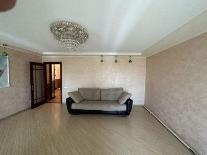 2-комн квартира Песочная ул, 4