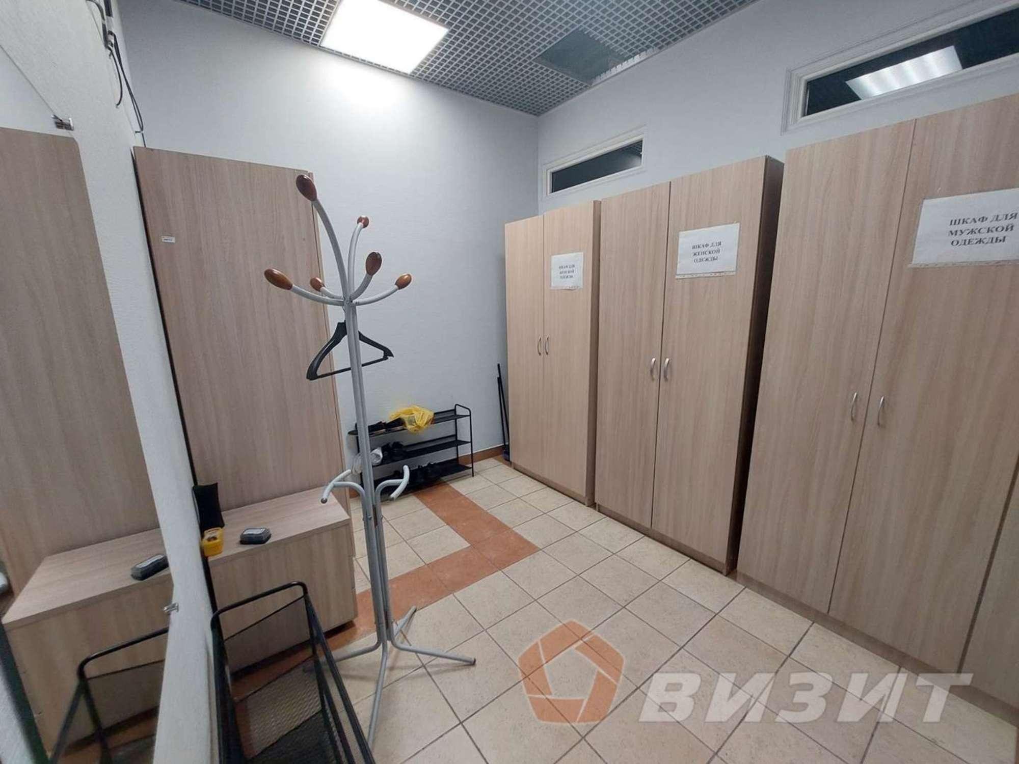 Купить офис, помещение под офис за 35 000 000 рублей на Кирова проспект, 10