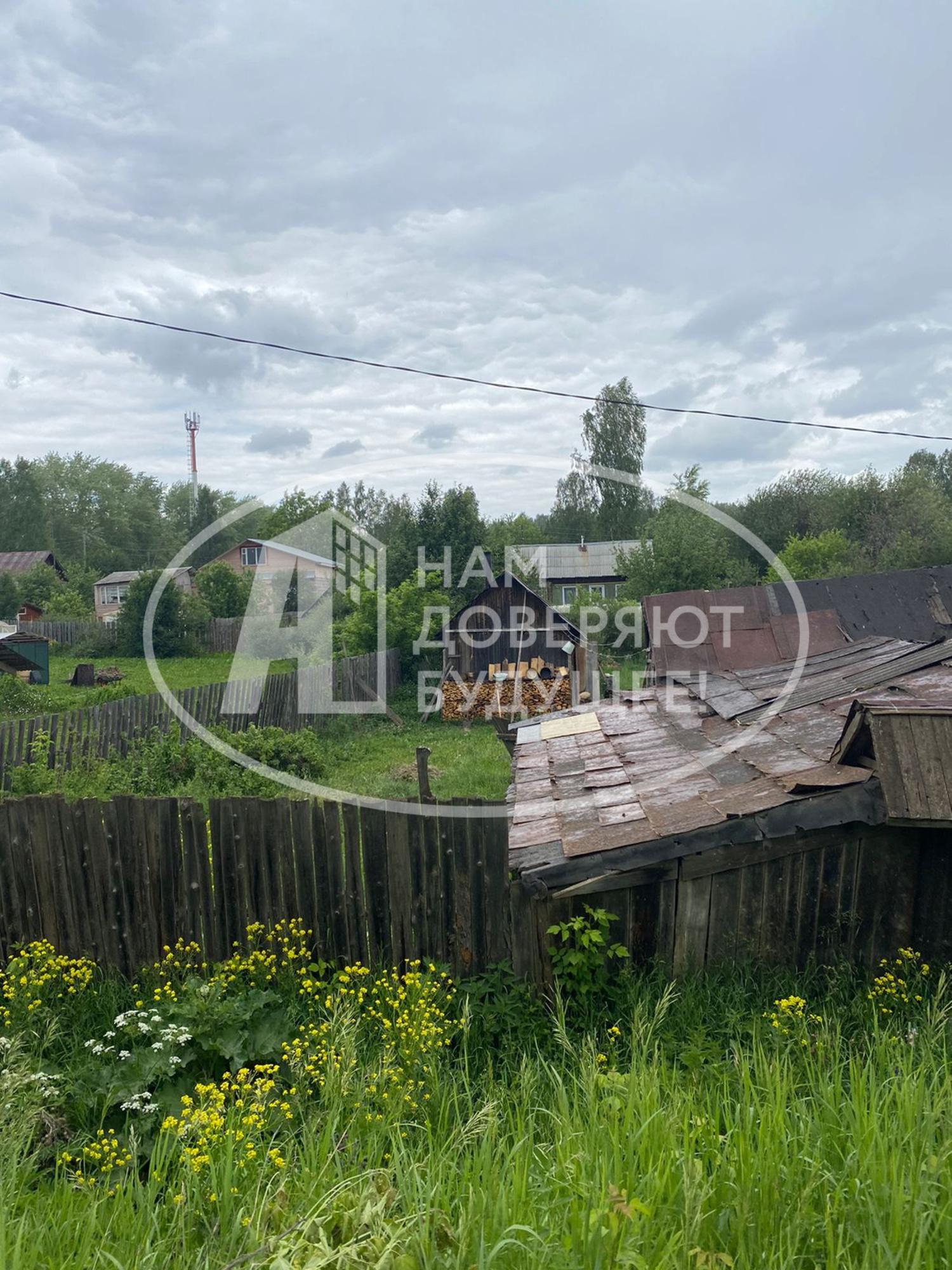 Купить дачу, дом, коттедж за 650 000 рублей на улица Комарова, 91
